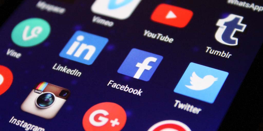 Social Media and Identity Theft Frauds